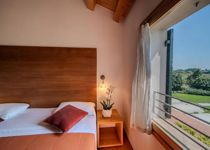 Отель Borgo Ronchetto 4*