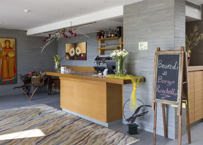 Отель Borgo Ronchetto 4*
