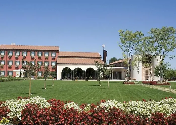 Отель Borgo Ronchetto 4*