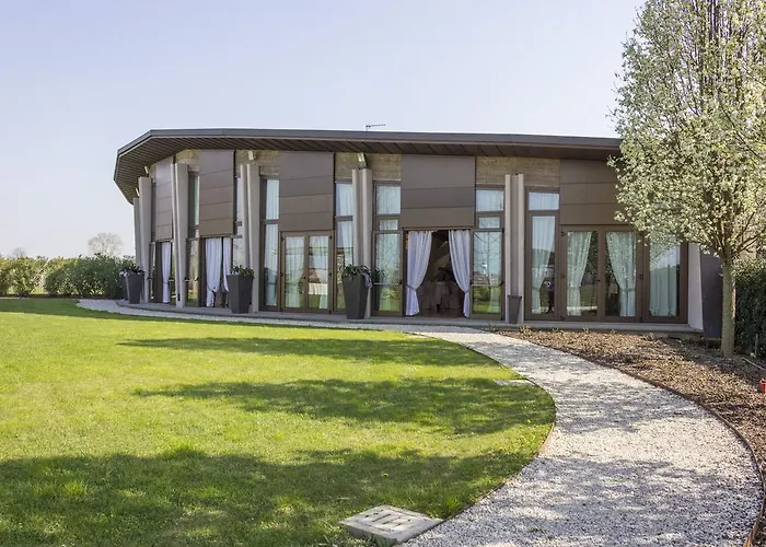 Отель Borgo Ronchetto Сальгареда