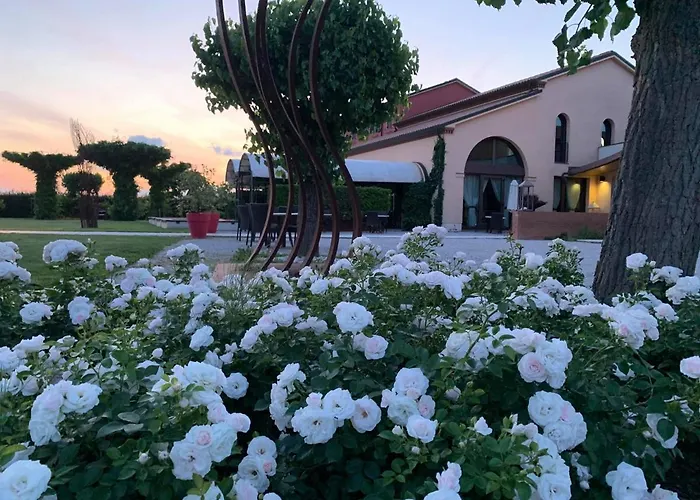 Borgo Ronchetto Отель Сальгареда