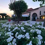 Borgo Ronchetto Otel Salgareda