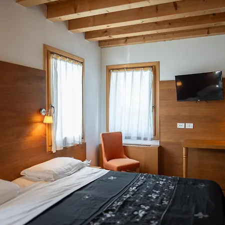 Hotel Borgo Ronchetto 4*