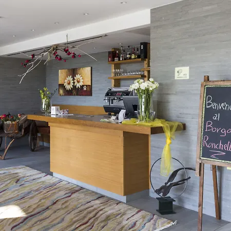 Hotel Borgo Ronchetto 4*